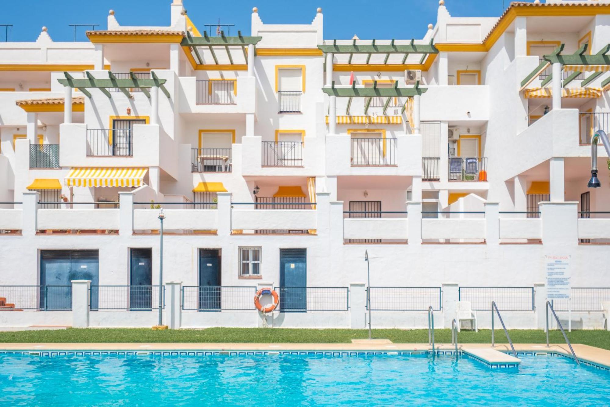 Apartamento Las Torres Conil De La Frontera Exterior photo